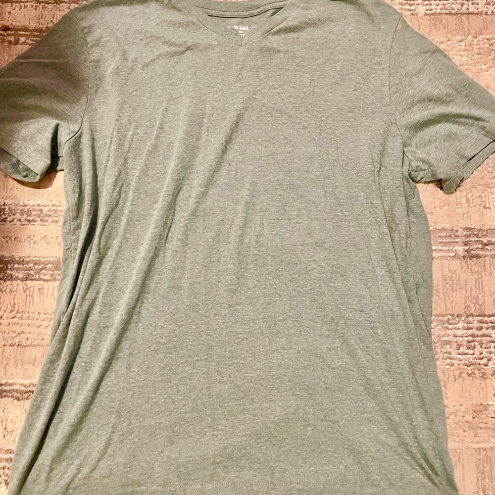 Urban Outfitters Men's Soft Green Tee